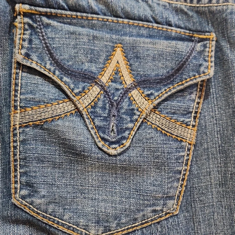 DKNY California Mens Jeans 34x30 Blue Relaxed Straight Flap Pocket Embroidered